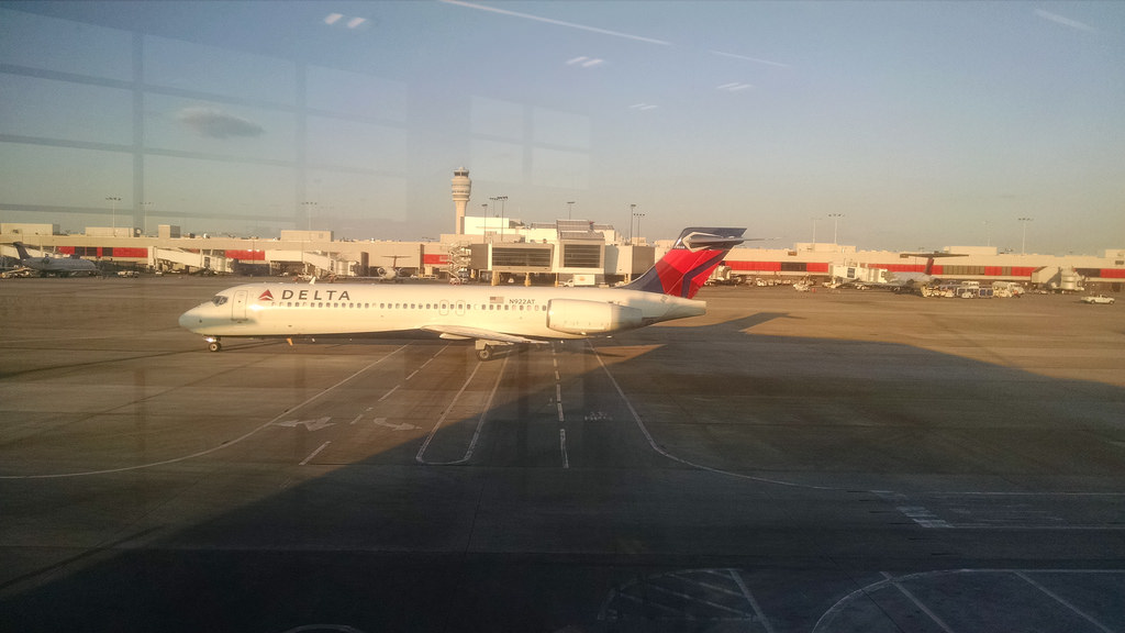 Photo of Delta Airlines N922AT, Boeing 717-200