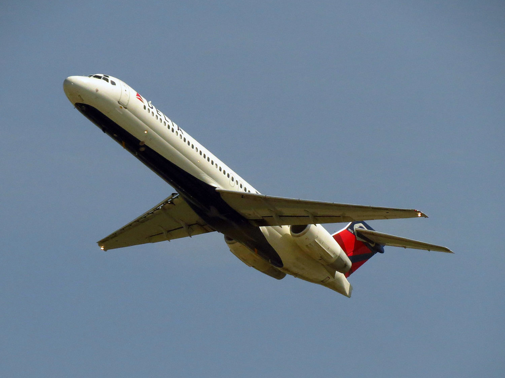 Photo of Delta Airlines N927AT, Boeing 717-200