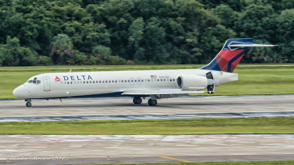 Photo of Delta Airlines N971AT, Boeing 717-200