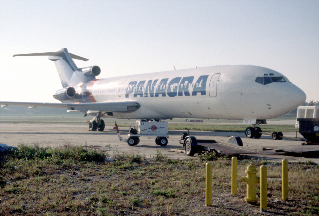 Photo of Kelowna Flightcraft C-GKKF, Boeing 727-200