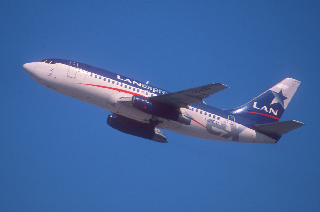 Photo of Aerodesierto (aka Chile Airways) CC-CVI, Boeing 737-200