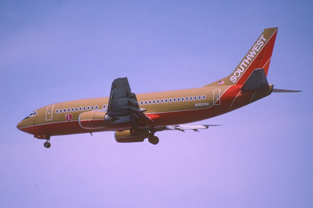 Photo of Southwest Airlines N359SW, Boeing 737-300