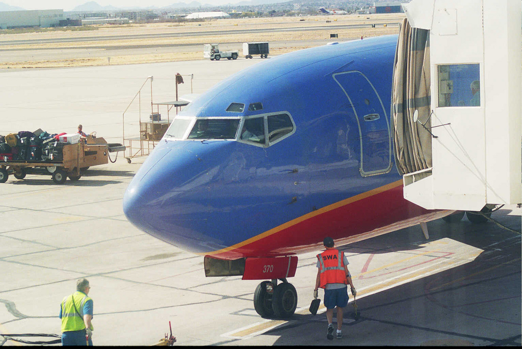 Photo of Southwest Airlines N370SW, Boeing 737-300