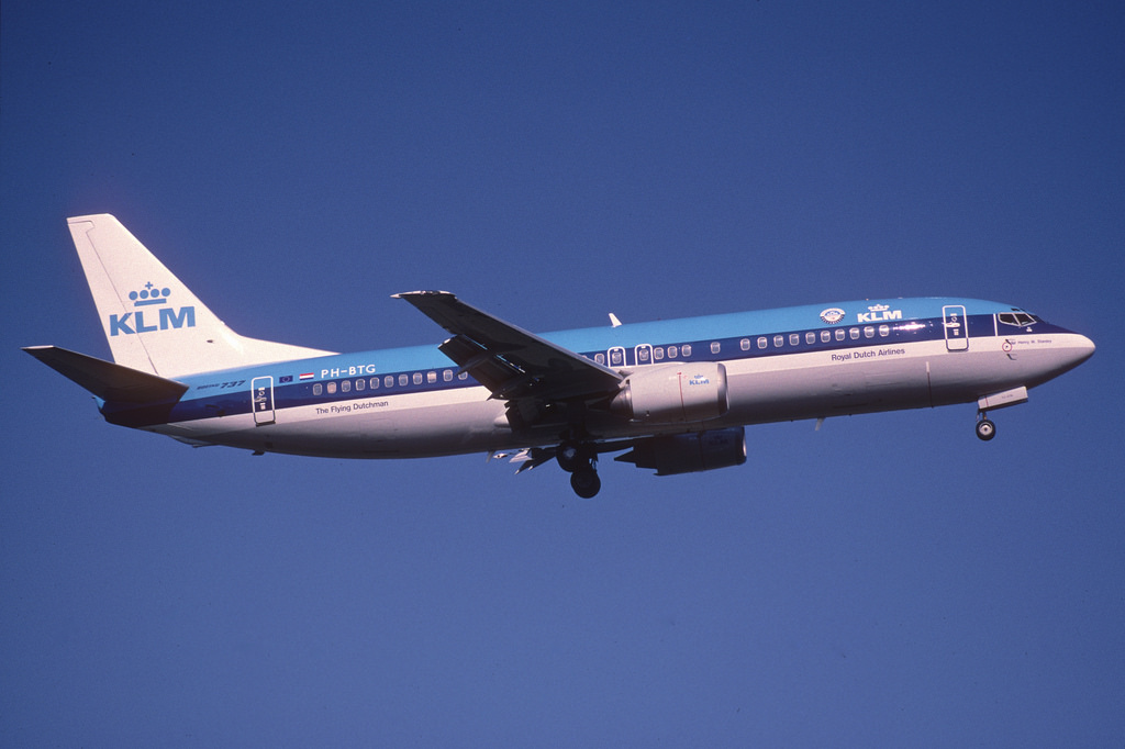 Photo of Canadian North C-FFNE, Boeing 737-400