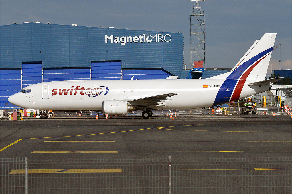 Photo of Swiftair EC-MIE, Boeing 737-400