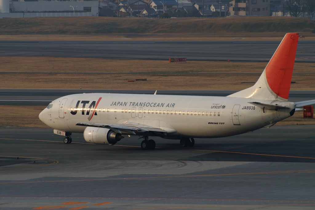 Photo of Japan Transocean Air JA8938, Boeing 737-400
