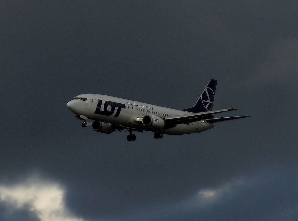 Photo of LOT Polish Airlines SP-LLF, Boeing 737-400