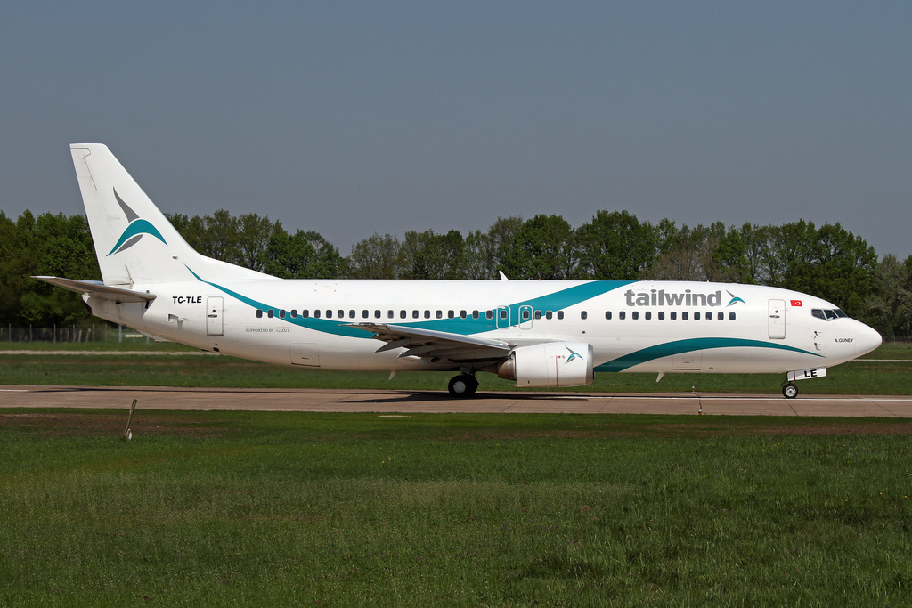 Photo of Tailwind Airlines TC-TLE, Boeing 737-400