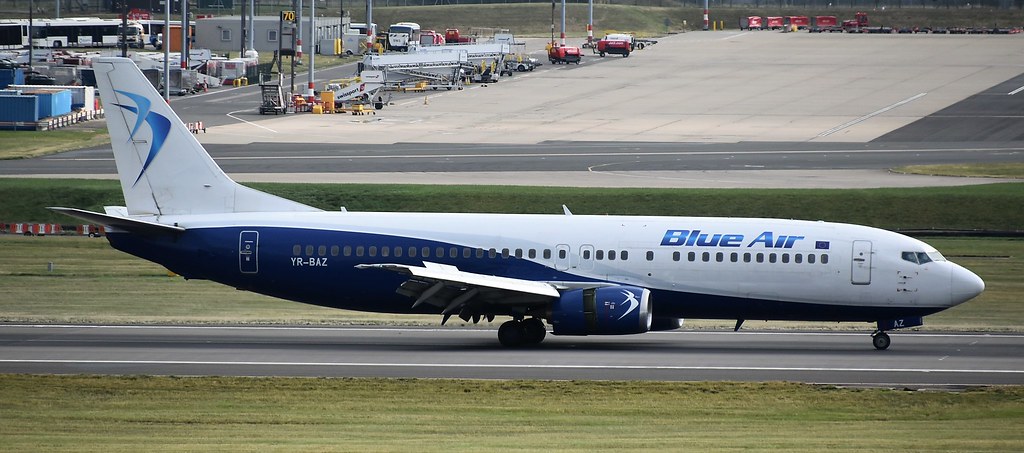 Photo of Blue Air YR-BAZ, Boeing 737-400
