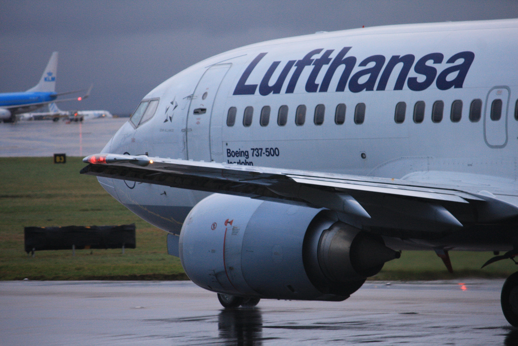 Photo of Lufthansa D-ABIX, Boeing 737-500