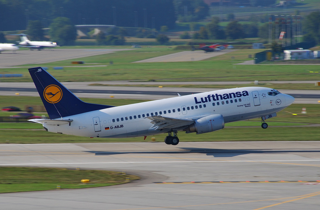 Photo of Lufthansa D-ABJB, Boeing 737-500