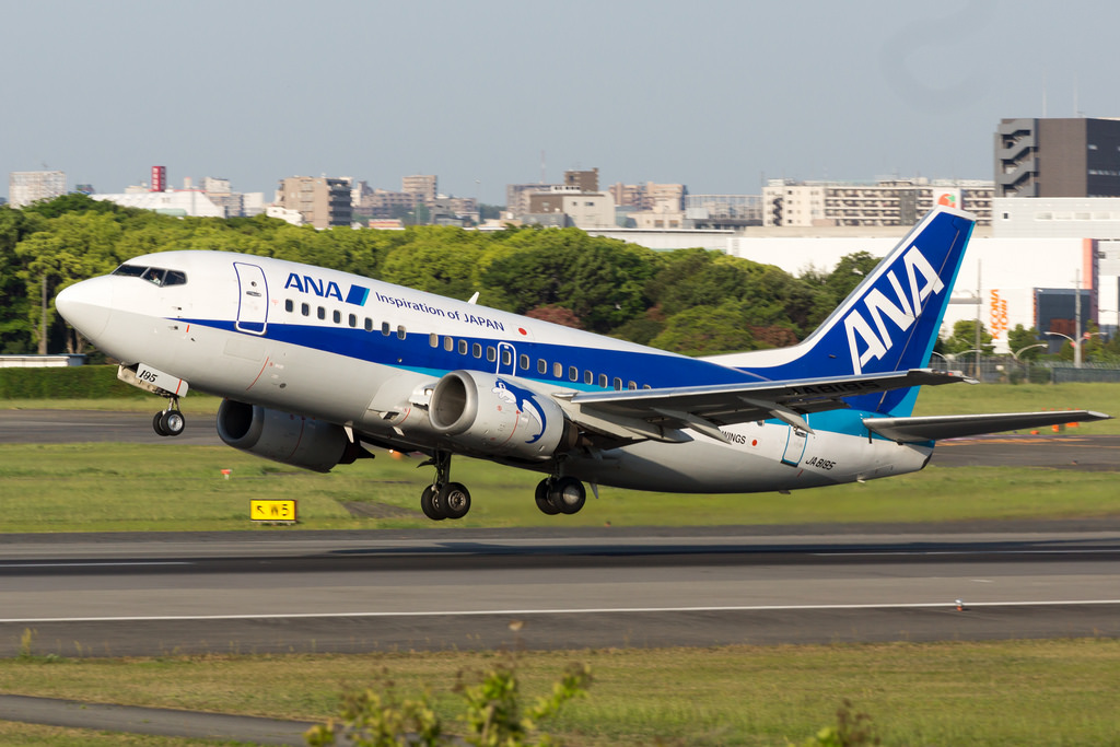 Photo of ANA All Nippon Airways JA8195, Boeing 737-500