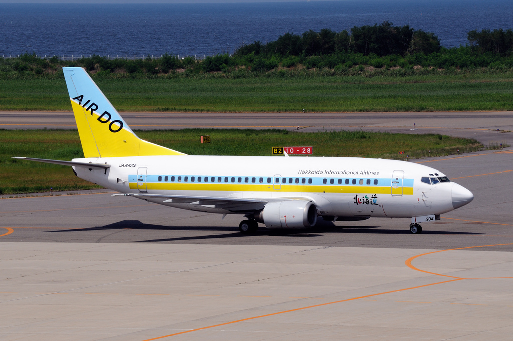 Photo of Air Do JA8504, Boeing 737-500