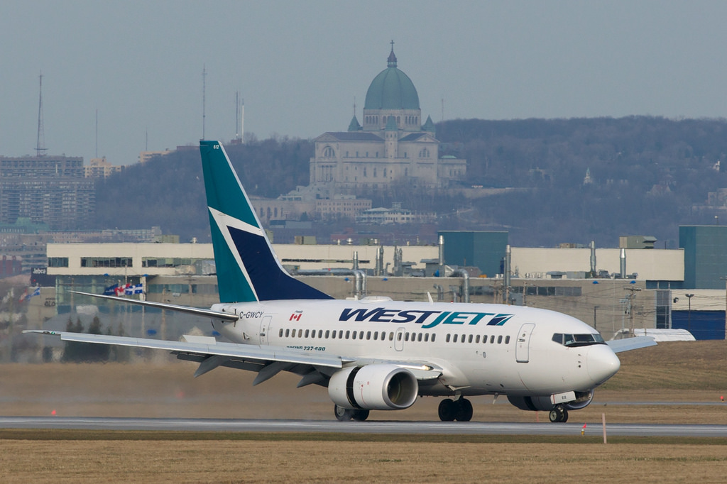 Photo of Westjet Airlines C-GWCY, Boeing 737-600