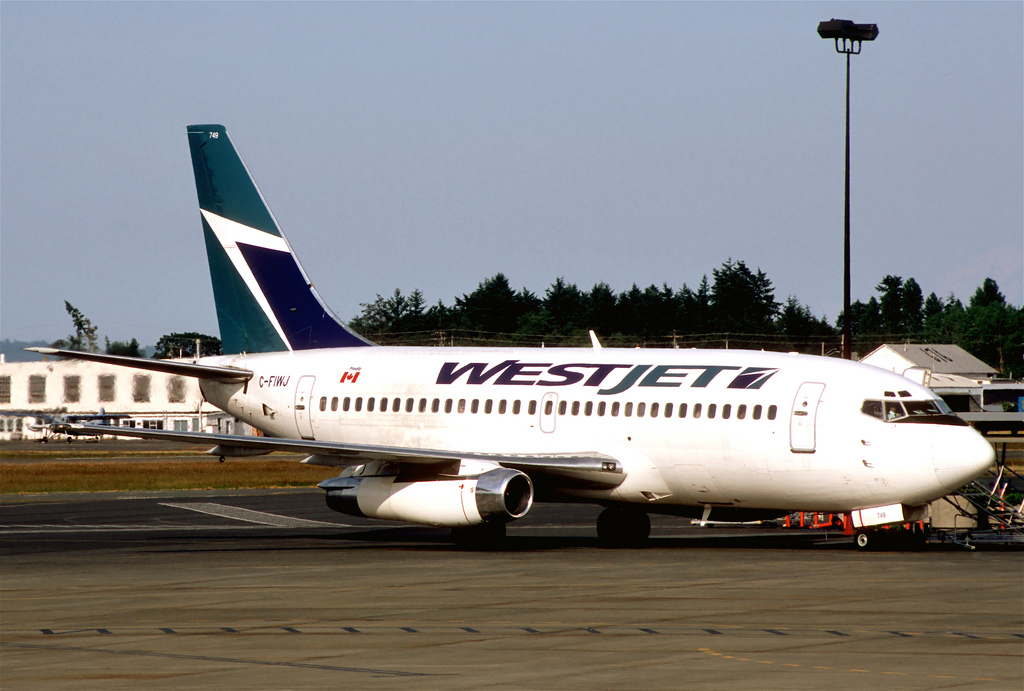 Photo of Westjet Airlines C-FIWJ, Boeing 737-700