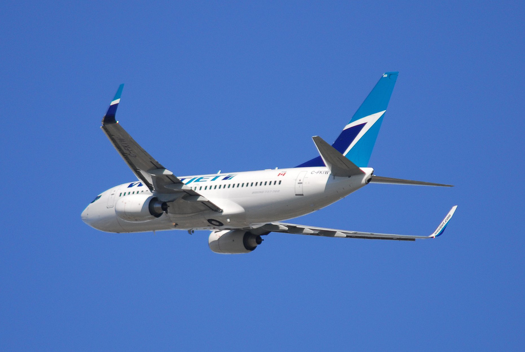 Photo of Westjet Airlines C-FKIW, Boeing 737-700