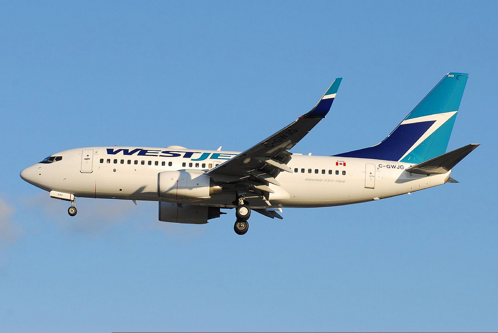 Photo of Westjet Airlines C-GWJG, Boeing 737-700