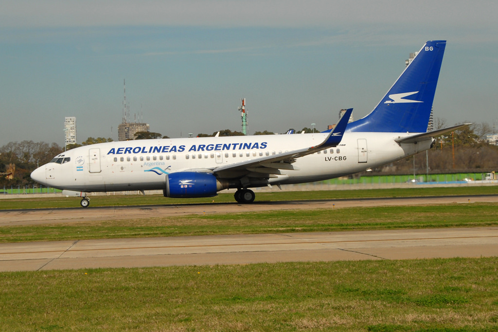 Photo of Aerolineas Argentinas LV-CBG, Boeing 737-700