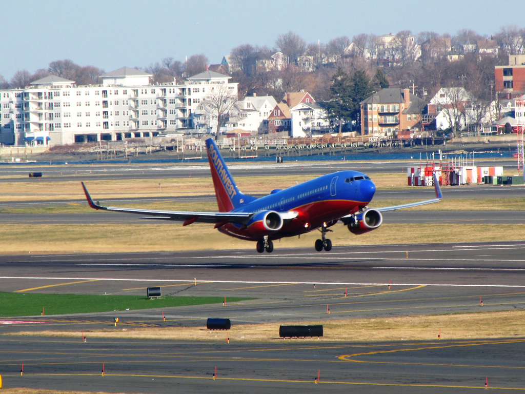 Photo of Southwest Airlines N228WN, Boeing 737-700