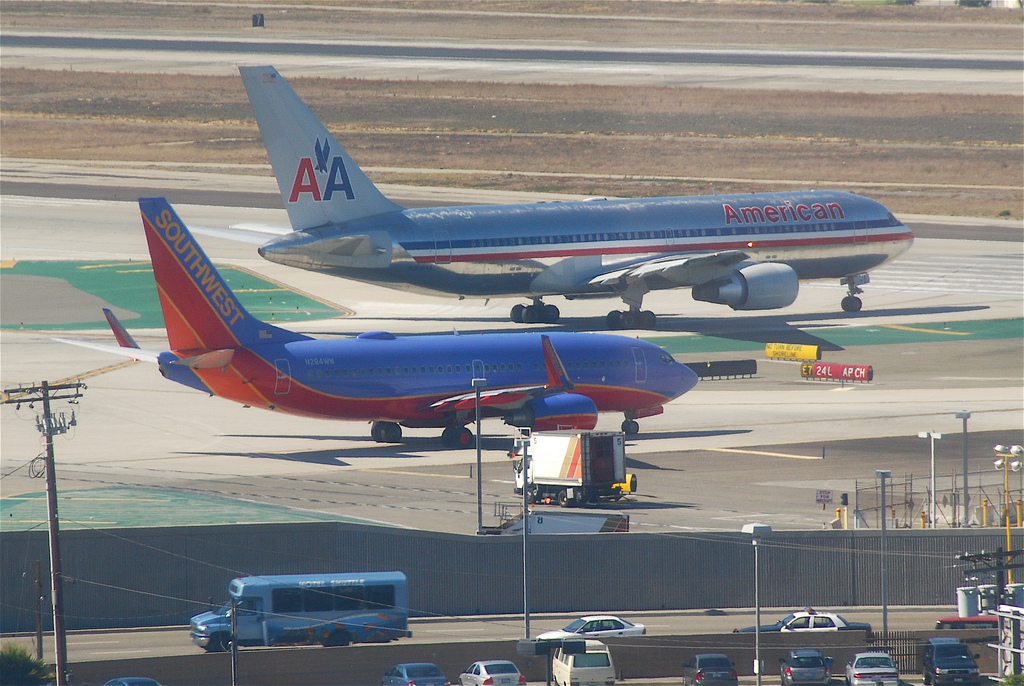 Photo of Southwest Airlines N284WN, Boeing 737-700