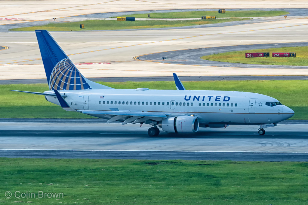 Photo of United N29717, Boeing 737-700