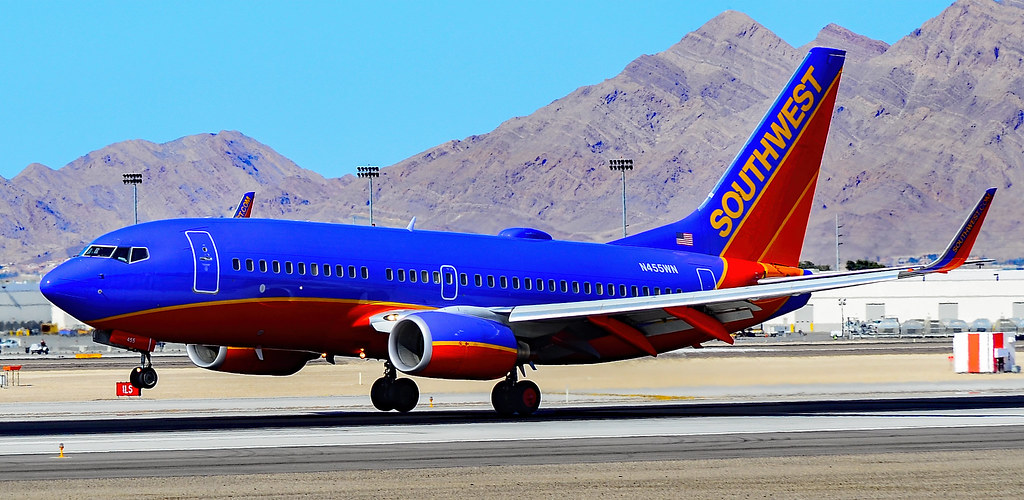 Photo of Southwest Airlines N445WN, Boeing 737-700