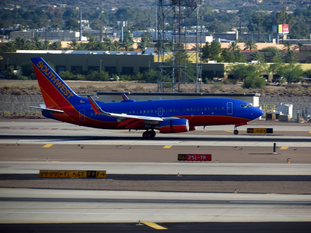 Photo of Southwest Airlines N700GS, Boeing 737-700