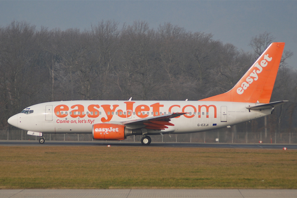 Photo of Sun Country Airlines N710SY, Boeing 737-700