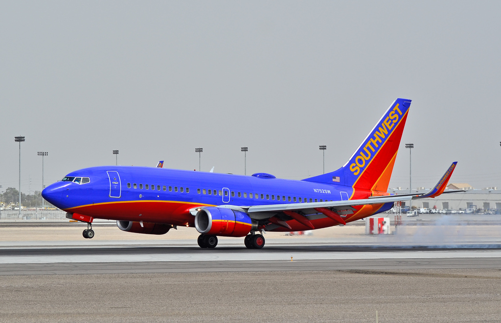 Photo of Southwest Airlines N752SW, Boeing 737-700
