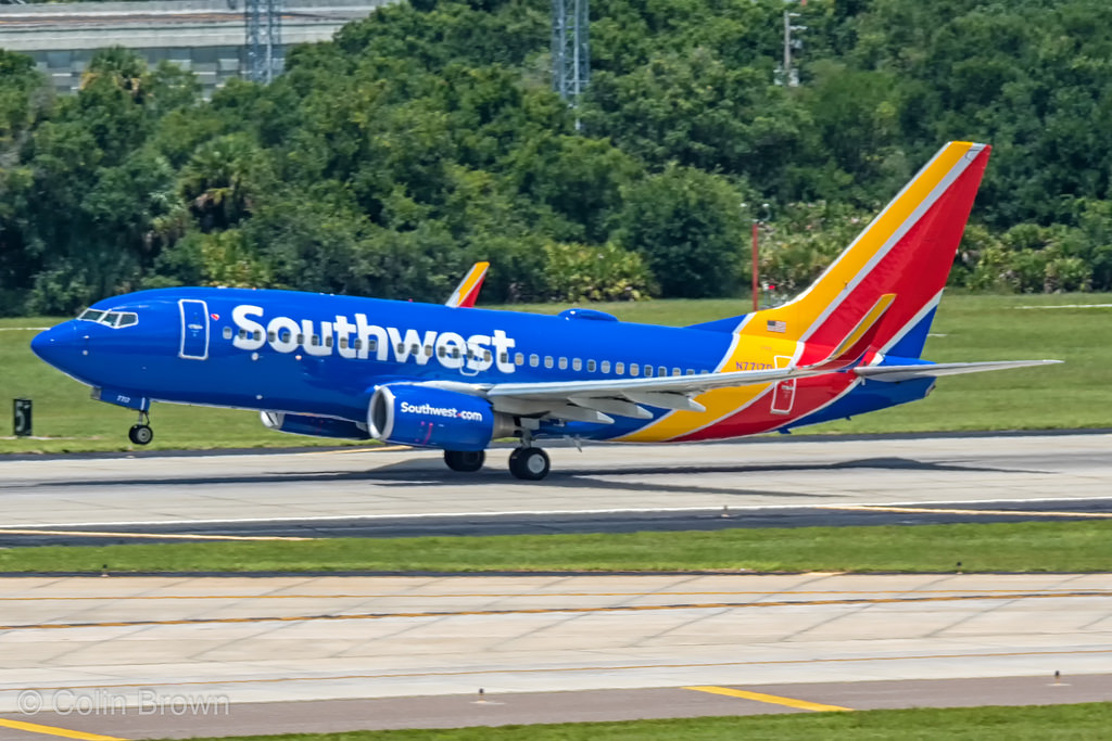 Photo of Southwest Airlines N7717D, Boeing 737-700