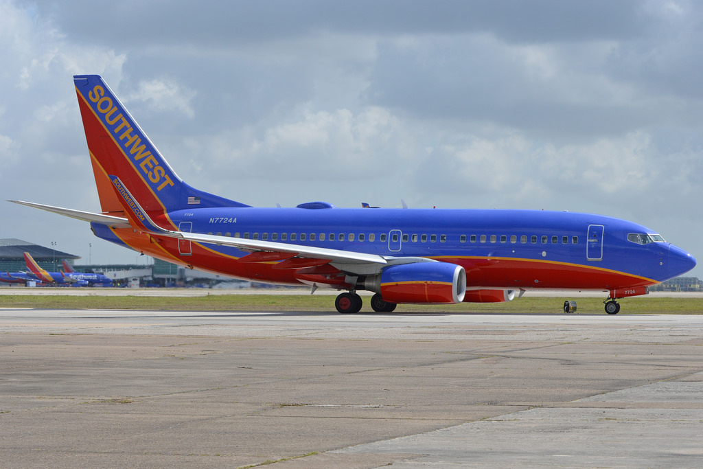 Photo of Southwest Airlines N7724A, Boeing 737-700