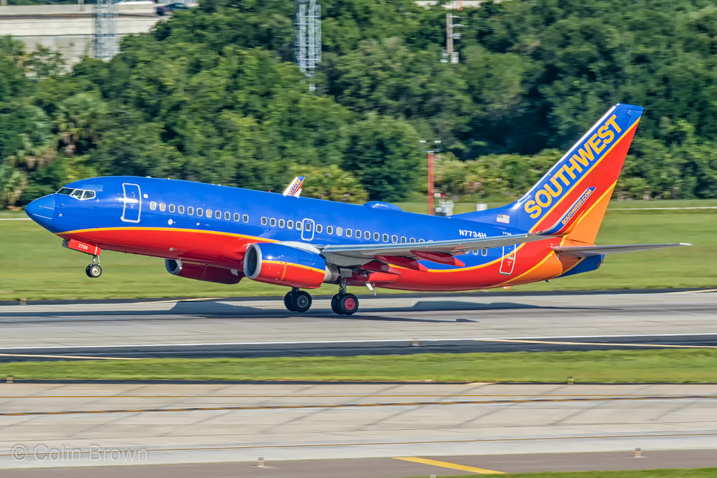 Photo of Southwest Airlines N7734H, Boeing 737-700
