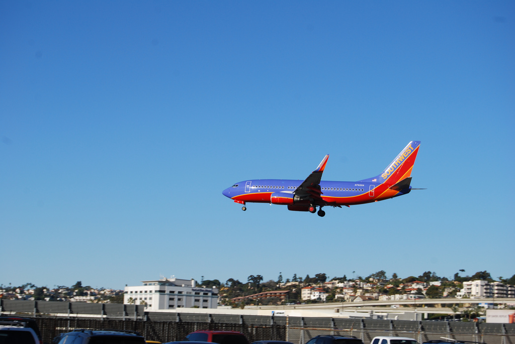 Photo of Southwest Airlines N782SA, Boeing 737-700