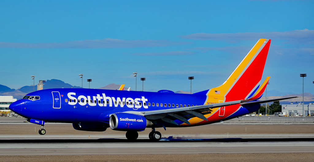 Photo of Southwest Airlines N7844A, Boeing 737-700