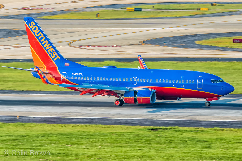 Photo of Southwest Airlines N960WN, Boeing 737-700