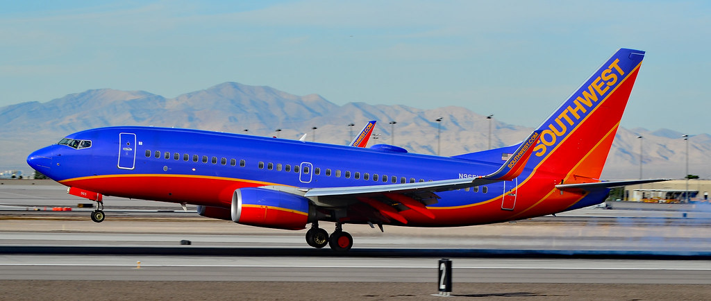 Photo of Southwest Airlines N965WN, Boeing 737-700