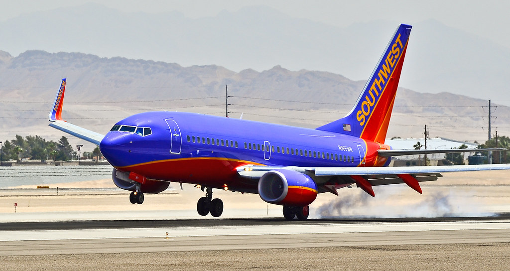 Photo of Southwest Airlines N965WN, Boeing 737-700