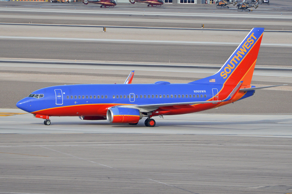 Photo of Southwest Airlines N968WN, Boeing 737-700