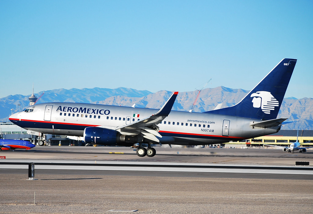Photo of Aeromexico N997AM, Boeing 737-700