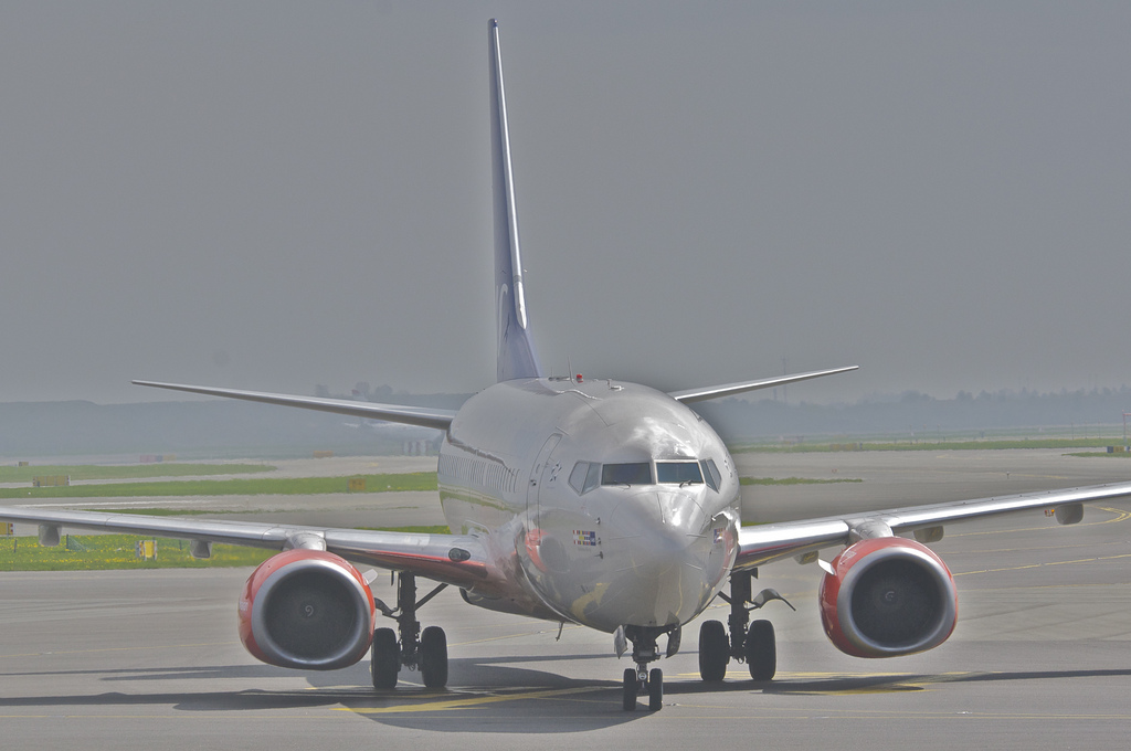 Photo of SAS Scandinavian Airlines SE-RET, Boeing 737-700