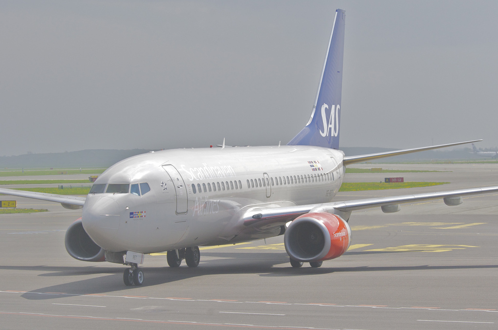 Photo of SAS Scandinavian Airlines SE-RET, Boeing 737-700