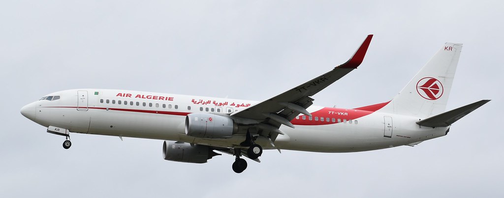 Photo of Air Algerie 7T-VKR, Boeing 737-800