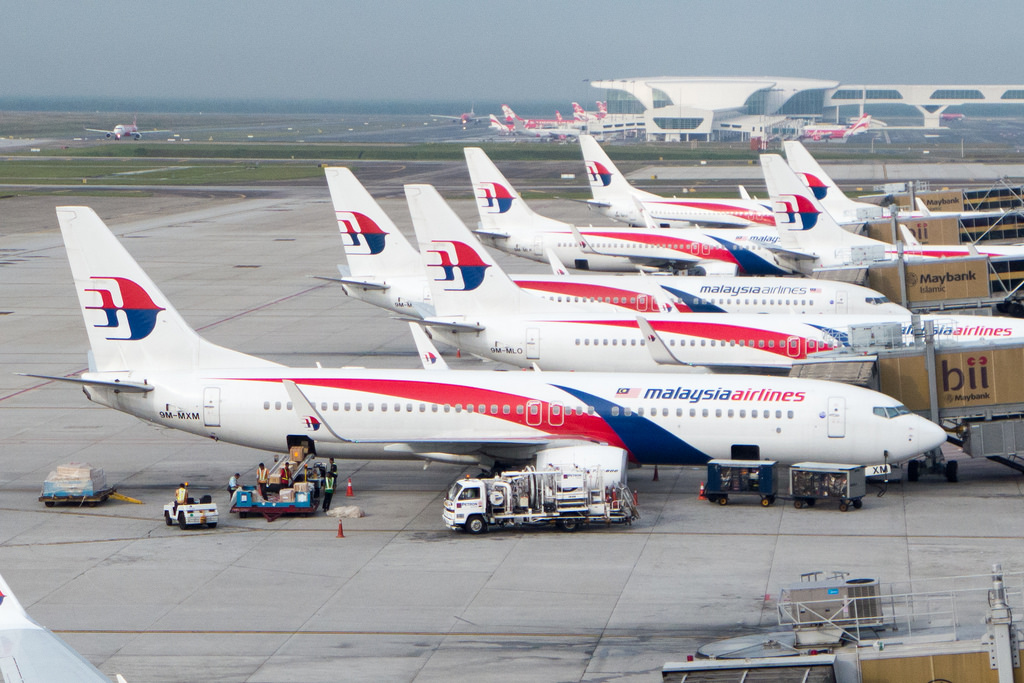Photo of Malaysia Airlines 9M-MXM, Boeing 737-800