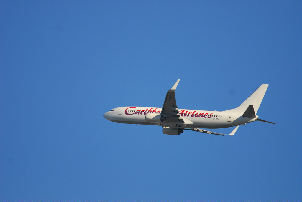 Photo of CAL Caribbean Airlines 9Y-MBJ, Boeing 737-800