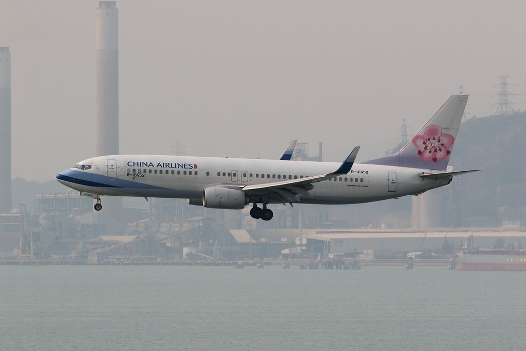 Photo of China Airlines B-18652, Boeing 737-800