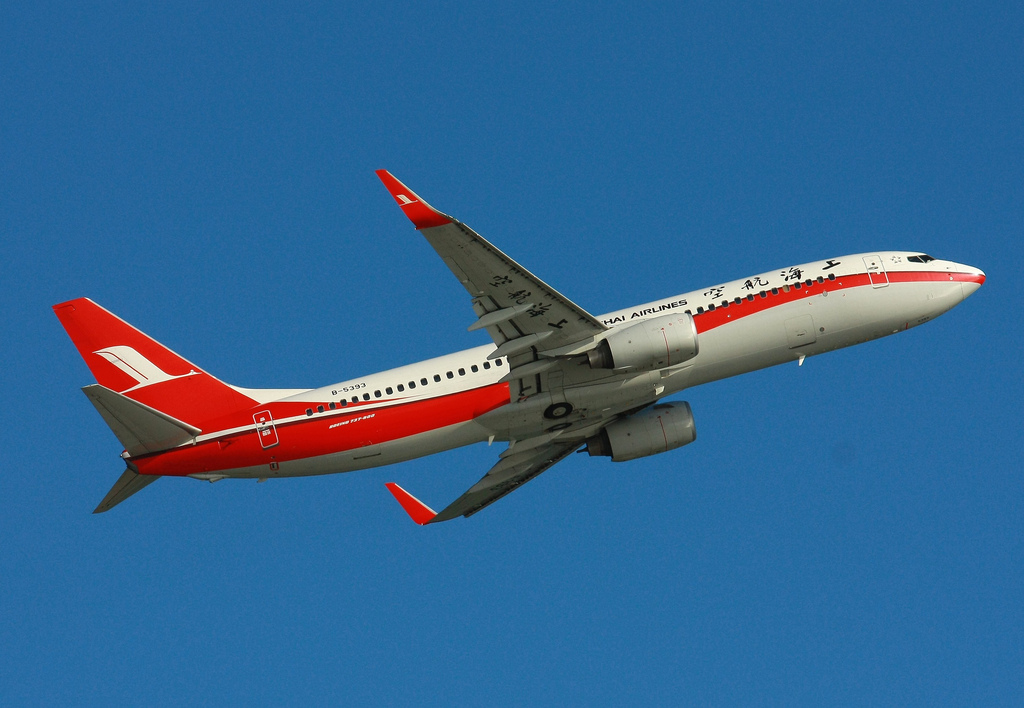 Photo of Shanghai Airlines B-5393, Boeing 737-800