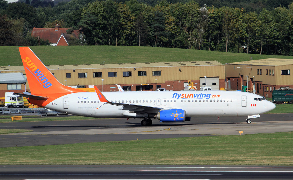 Photo of Sunwing Airlines C-FWGH, Boeing 737-800