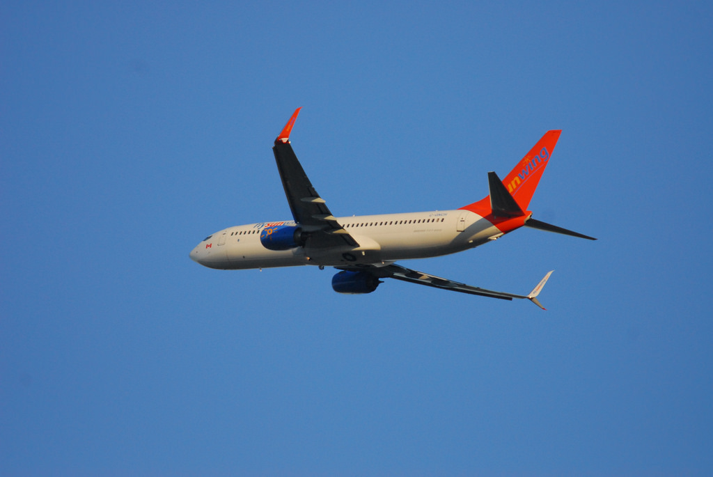 Photo of Sunwing Airlines C-GNCH, Boeing 737-800