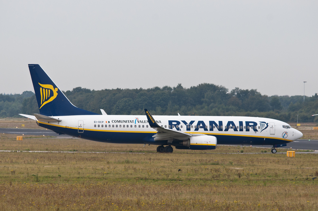 Photo of Ryanair EI-DCP, Boeing 737-800