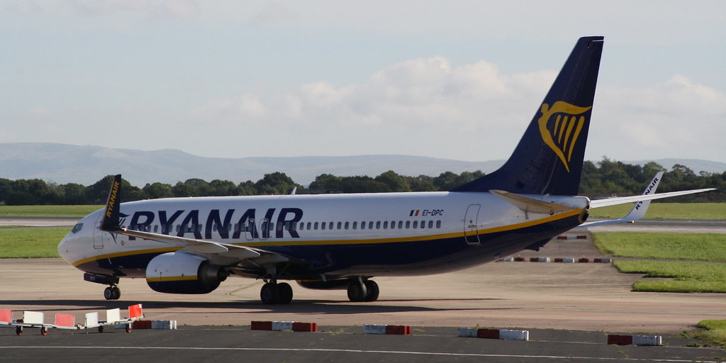 Photo of Ryanair EI-DPC, Boeing 737-800